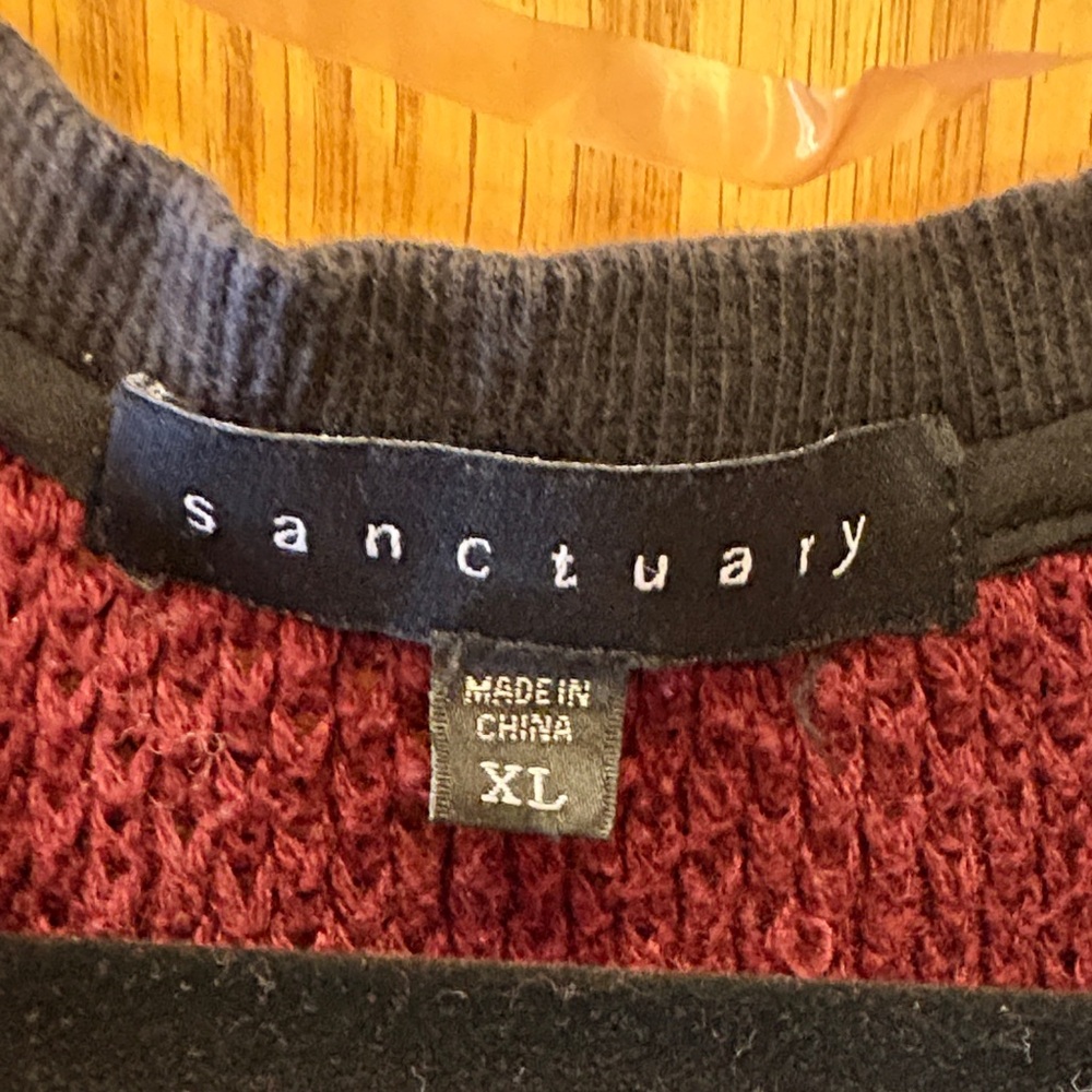 Sanctuary Burgundy V-Neck Sweater - Picture 2 of 10